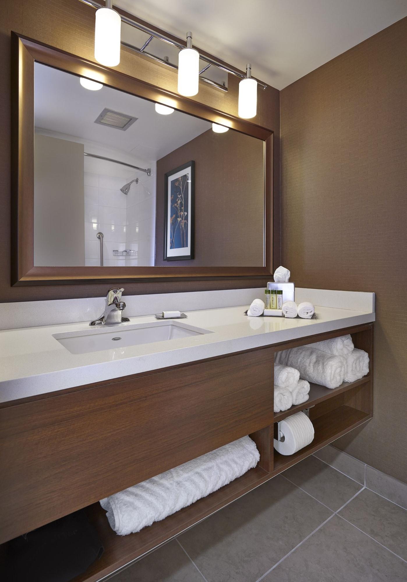Doubletree By Hilton Hotel & Conference Centre Regina Luaran gambar