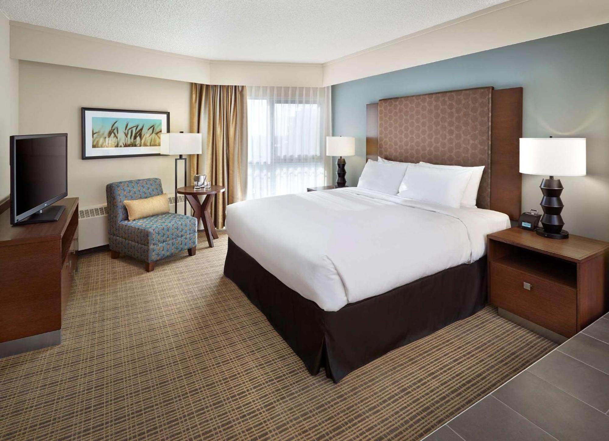Doubletree By Hilton Hotel & Conference Centre Regina Luaran gambar