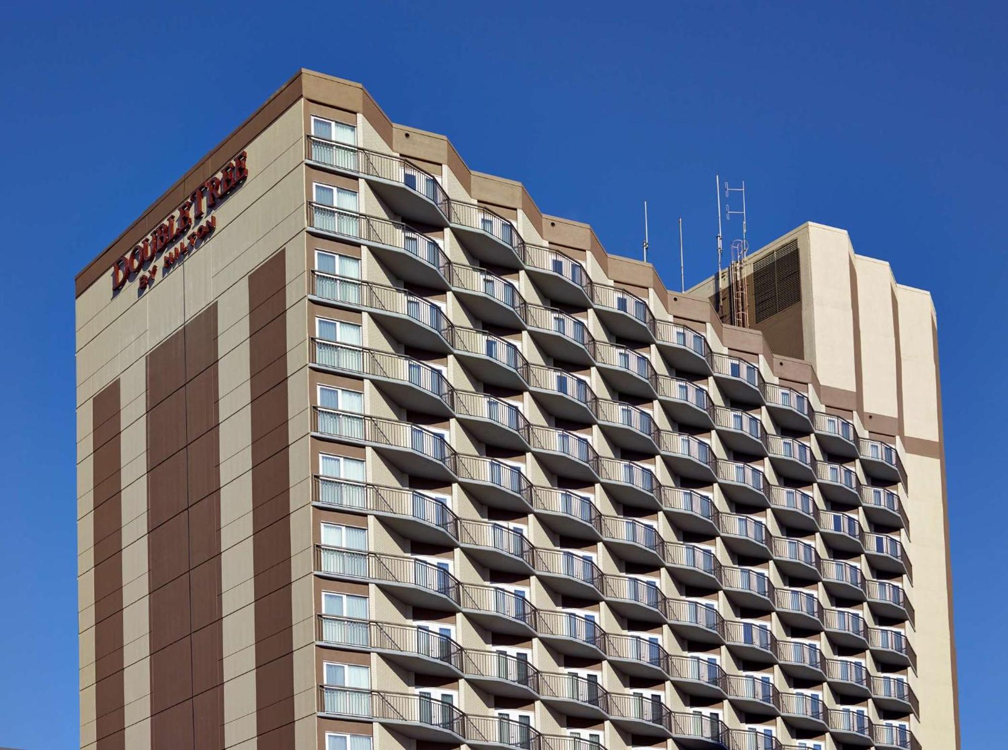 Doubletree By Hilton Hotel & Conference Centre Regina Luaran gambar
